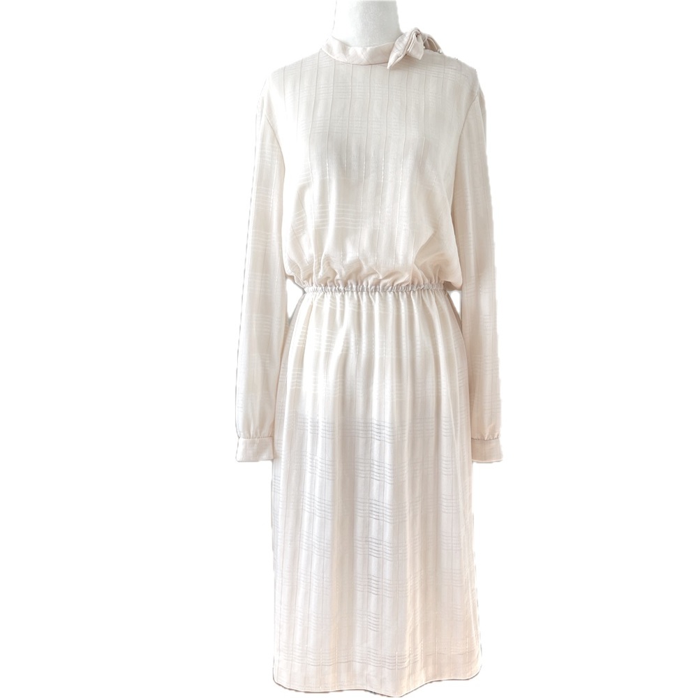 Vintage NuMode 80s Cream Colored Maxi Dress w/ Tie Neck & Faux Pearl Buttons; Sm